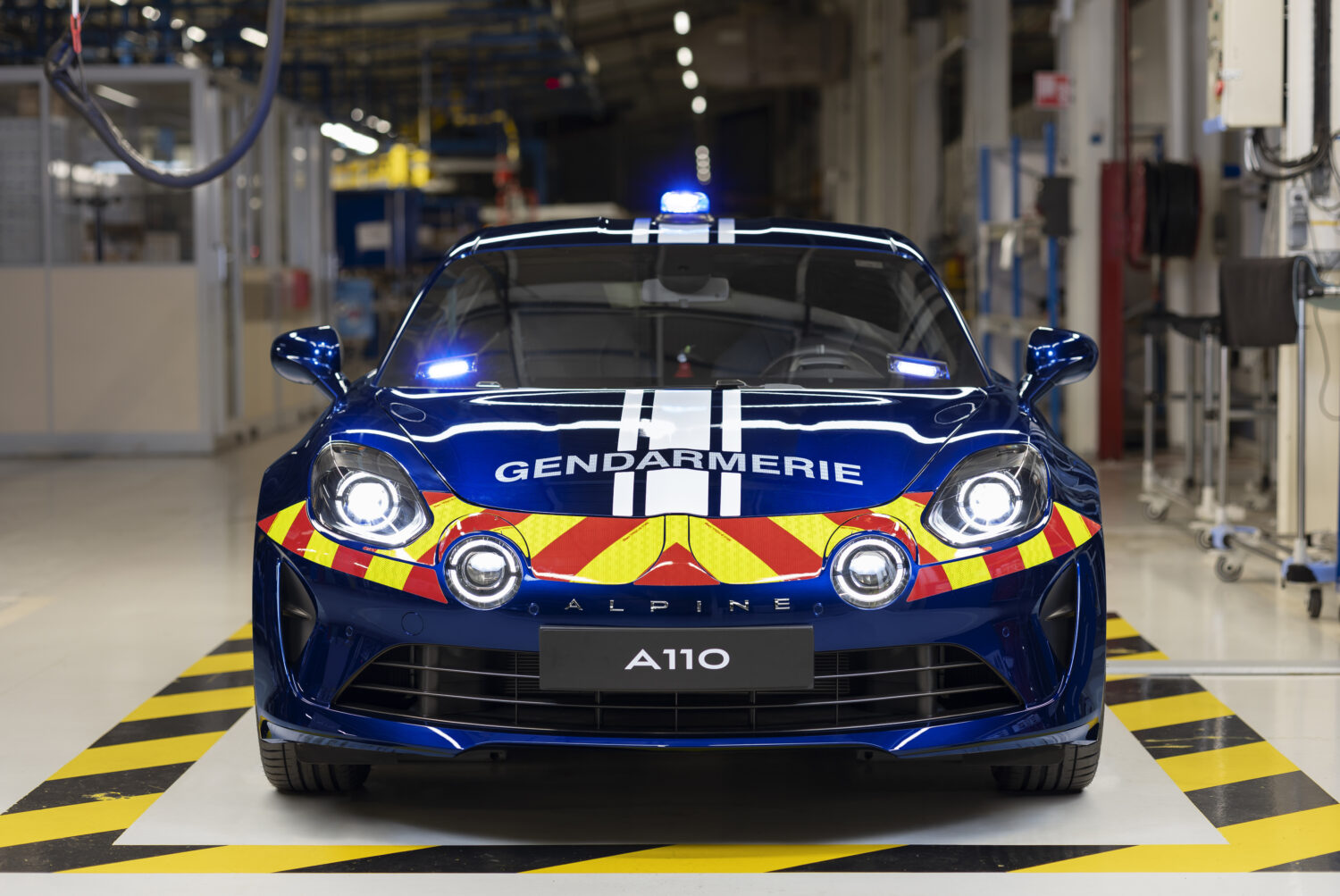 2021 - Alpine A110 Gendarmerie (3).jpg