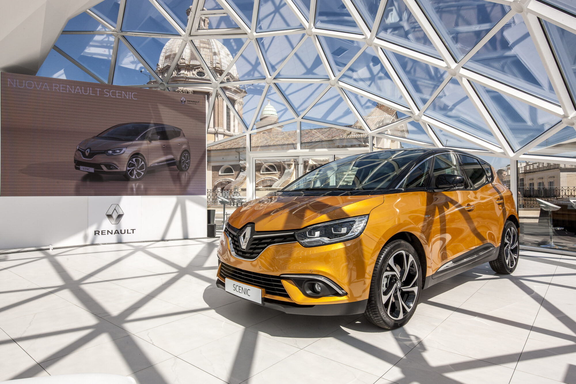 Nuova Renault Scénic