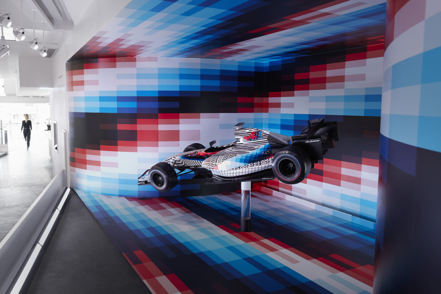 2021 - Felipe Pantone x Alpine F1 Collaboration