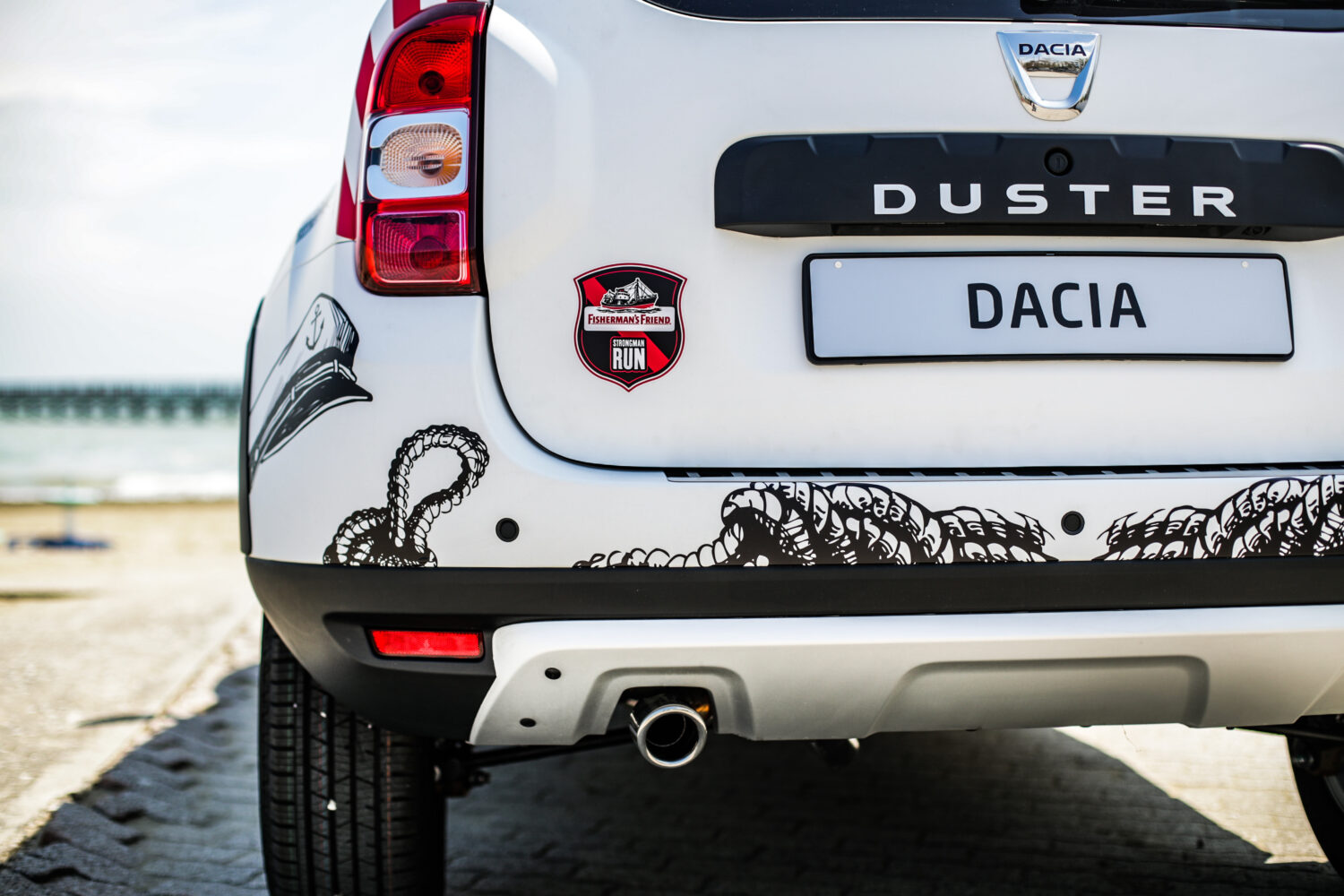 Dacia Extra Limited Edition Duster Strongman