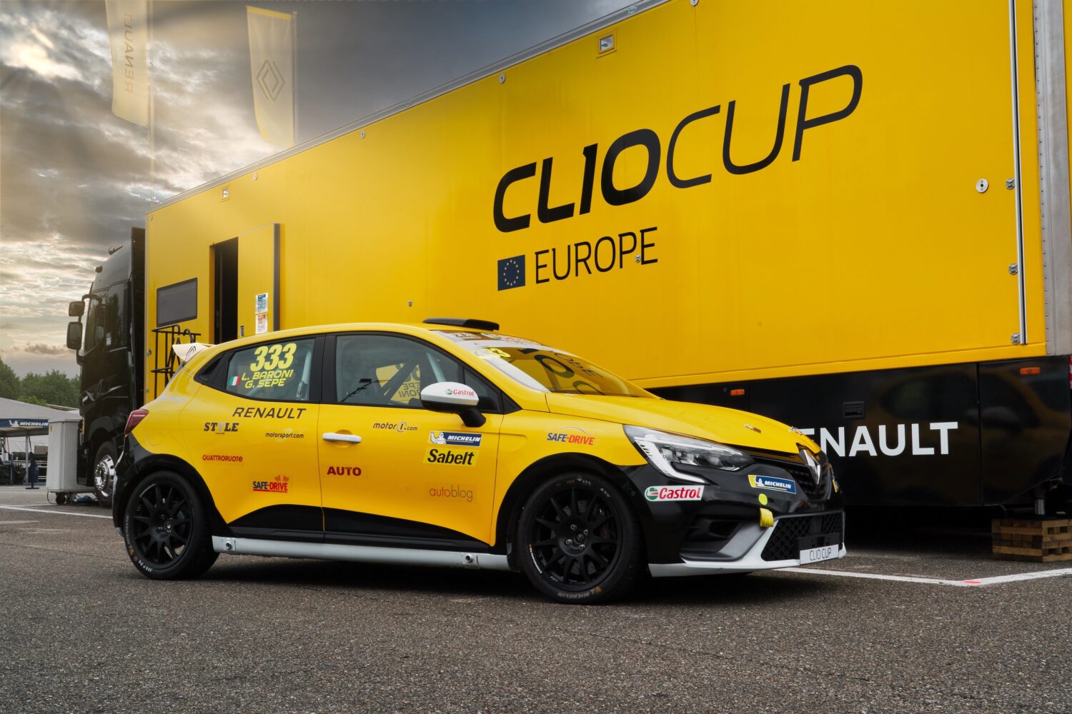 Clio Cup Press League 2021.jpg