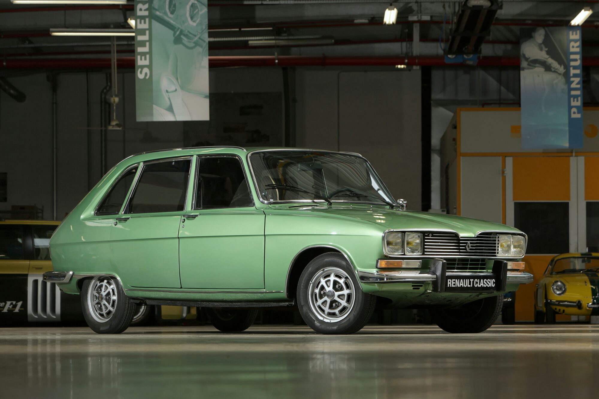Anniversario dei 50 anni di Renault 16