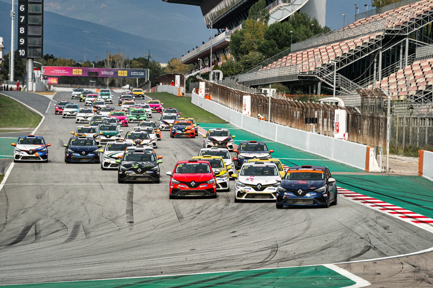 Clio Cup.jpg