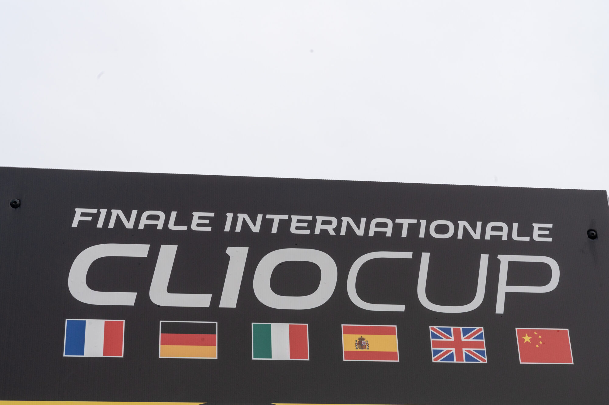 CS- AL PAUL RICARD SIMONE DI LUCA SI LAUREA CAMPIONE 2018 DELLA CLIO CUP ITALIA