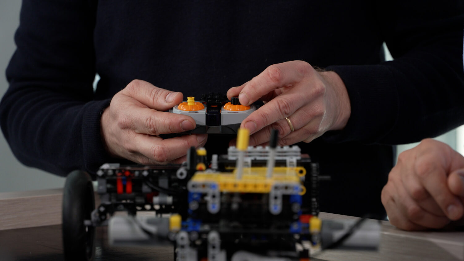 2021 - Story Renaut E-Tech - Lego Plus A Touch Of Boldness