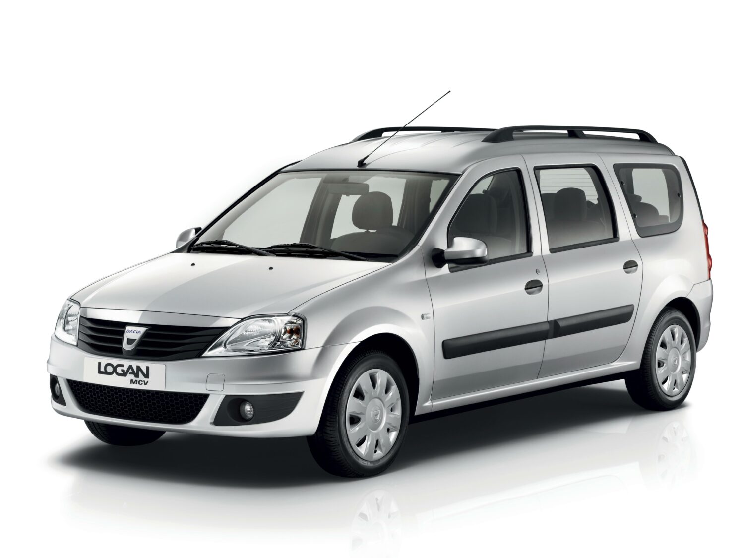 2011 - Dacia LOGAN MCV.jpg