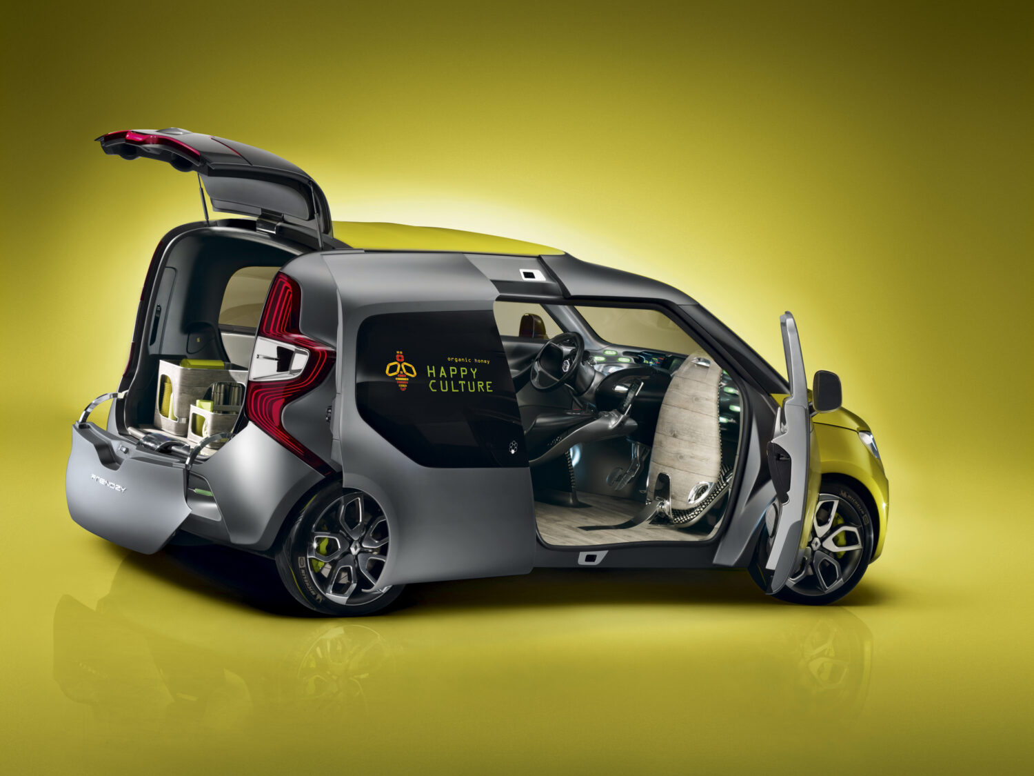 2022 - Story Renault - Open Sesame: All-new Kangoo Van is still blazing new trails