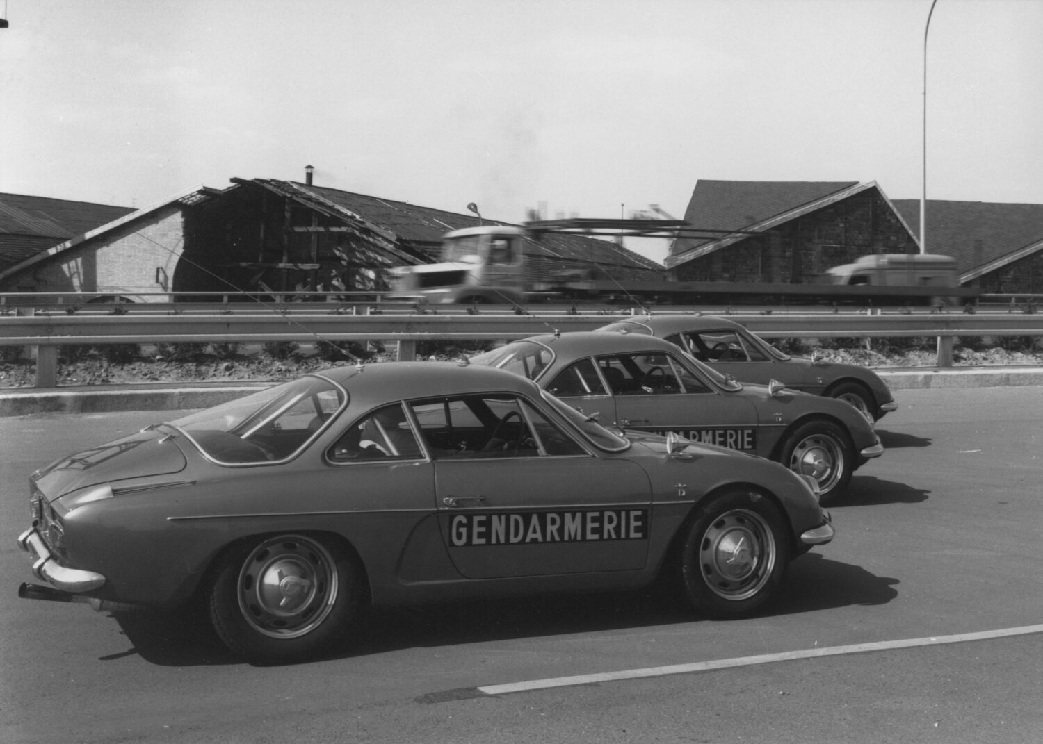 2022 - Story - The Alpine A110 and France’s Gendarmerie – Then and Now