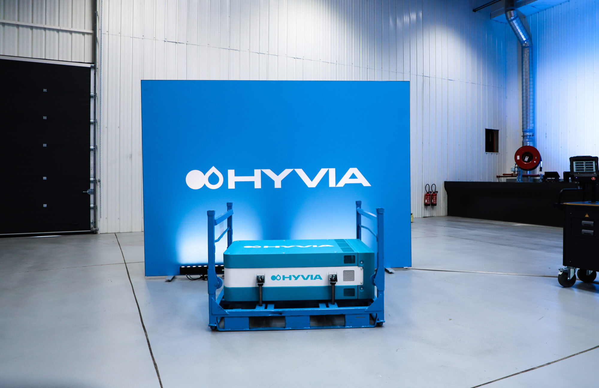 2022 - Inauguration of HYVIA plant in Flins.jpeg