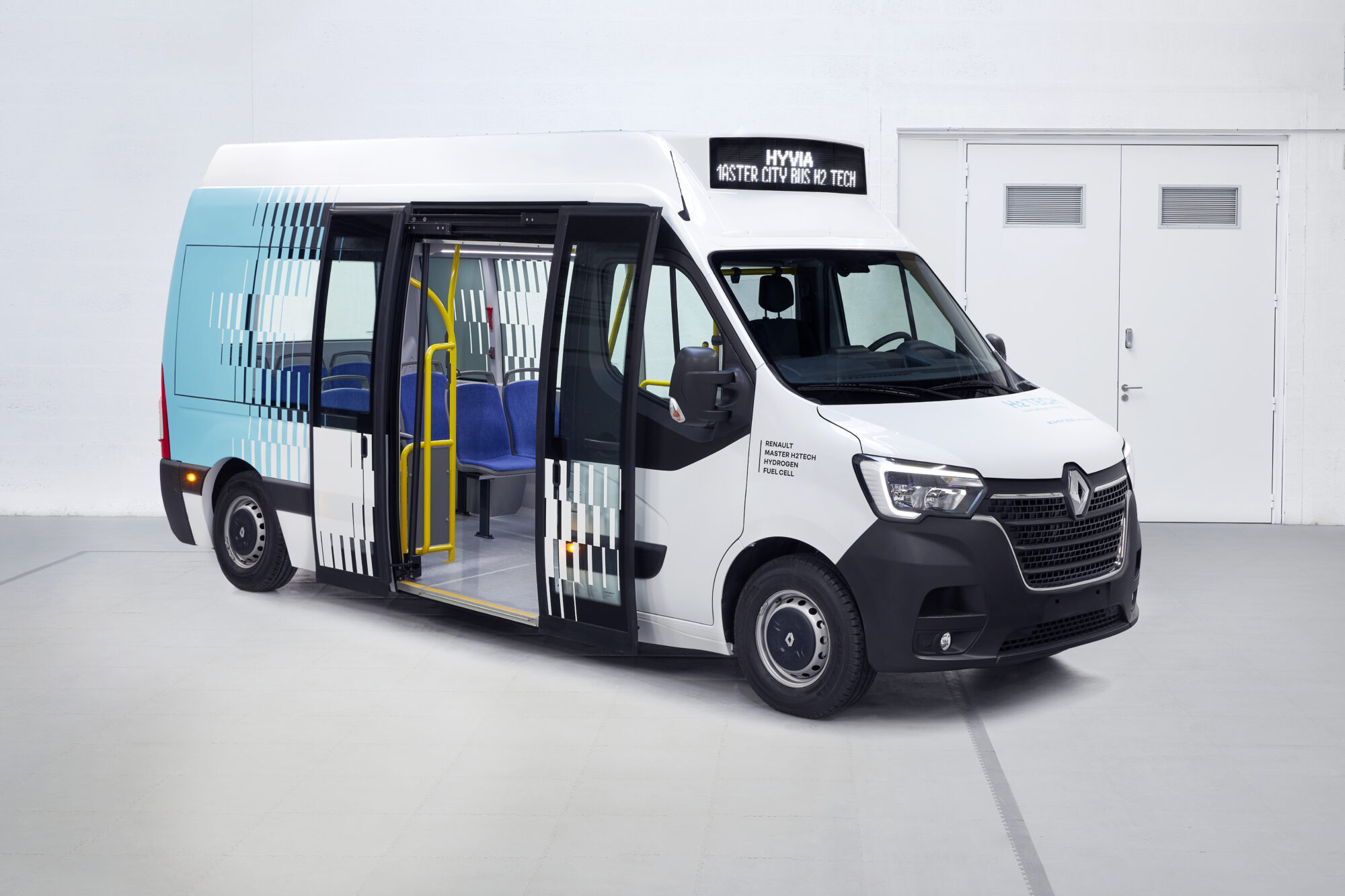 2021 - HYVIA - Renault Master City Bus H2-TECH.jpeg