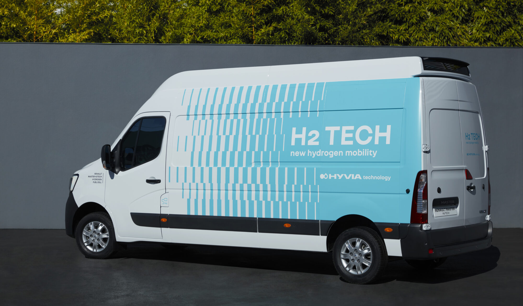 2021 - Renault Master Van H2-TECH Prototype.jpeg