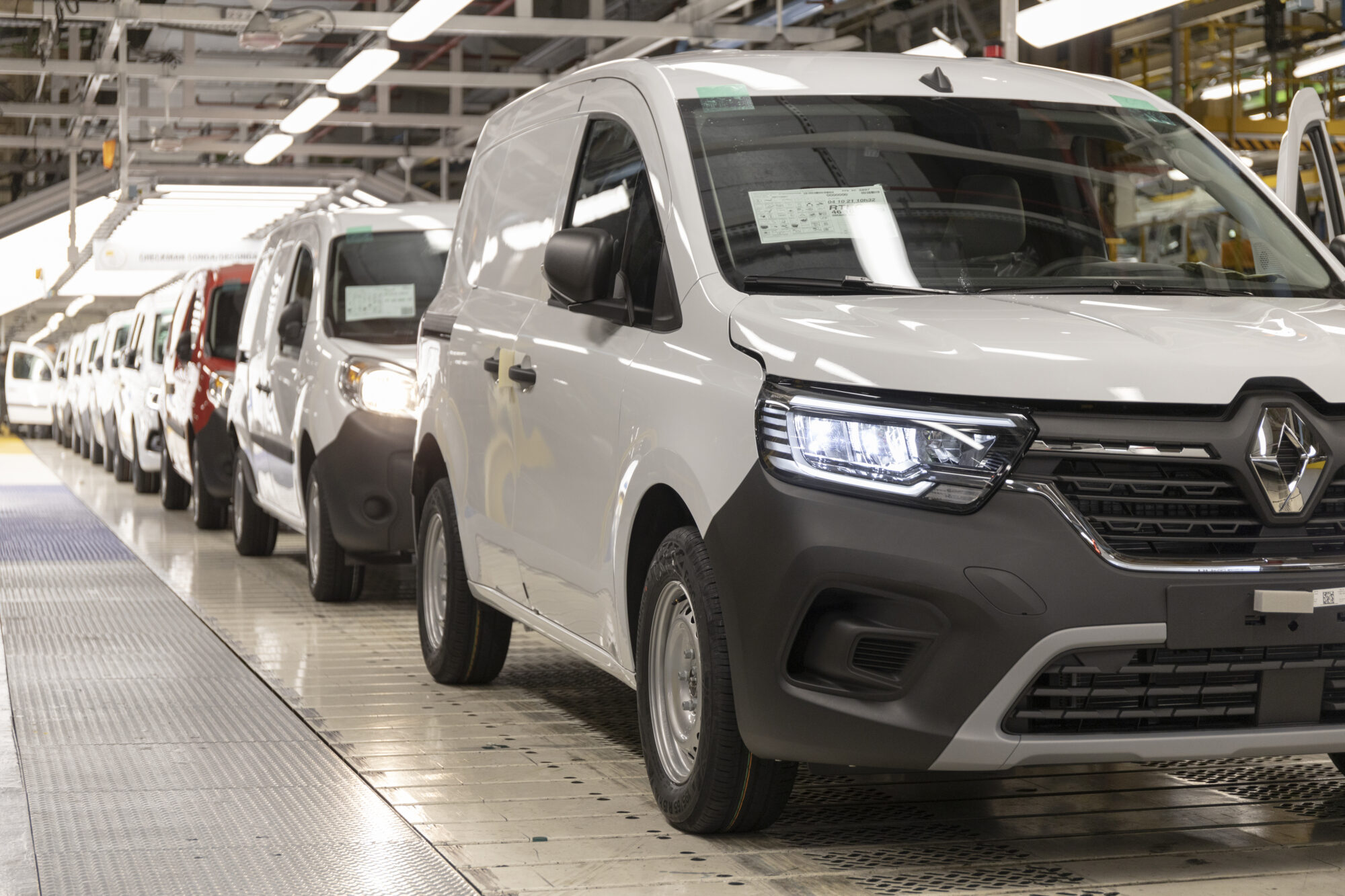 2021 - Story Renault Group - The Maubeuge Factory: Excellence as a Trademark.jpeg