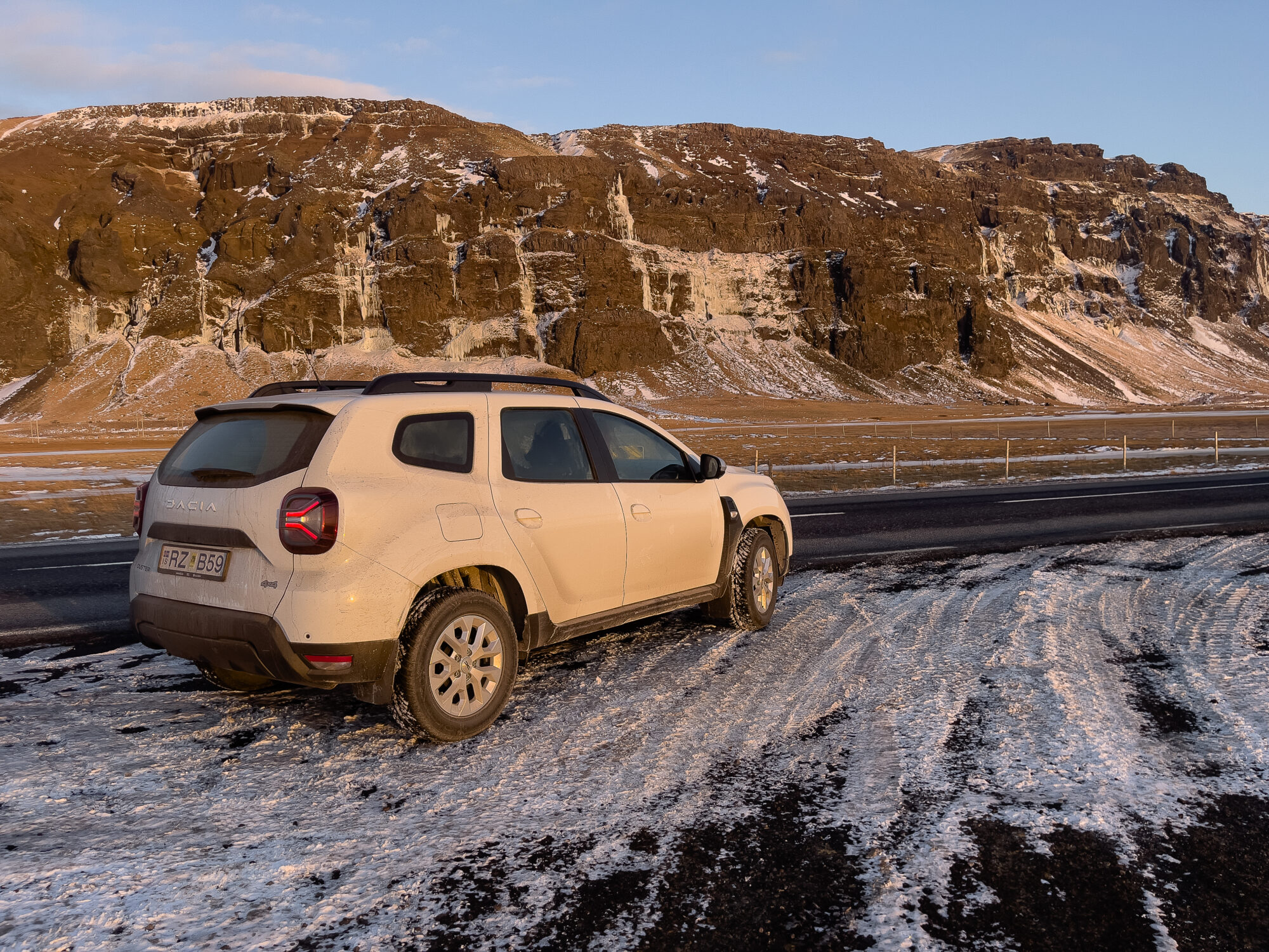 Dacia Duster in Islanda - Foto a cura di Alessandro Mallamaci (6)